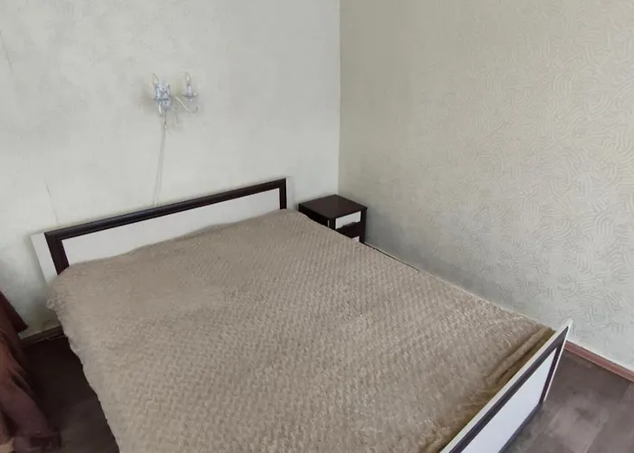 In The Center Of By The Sea